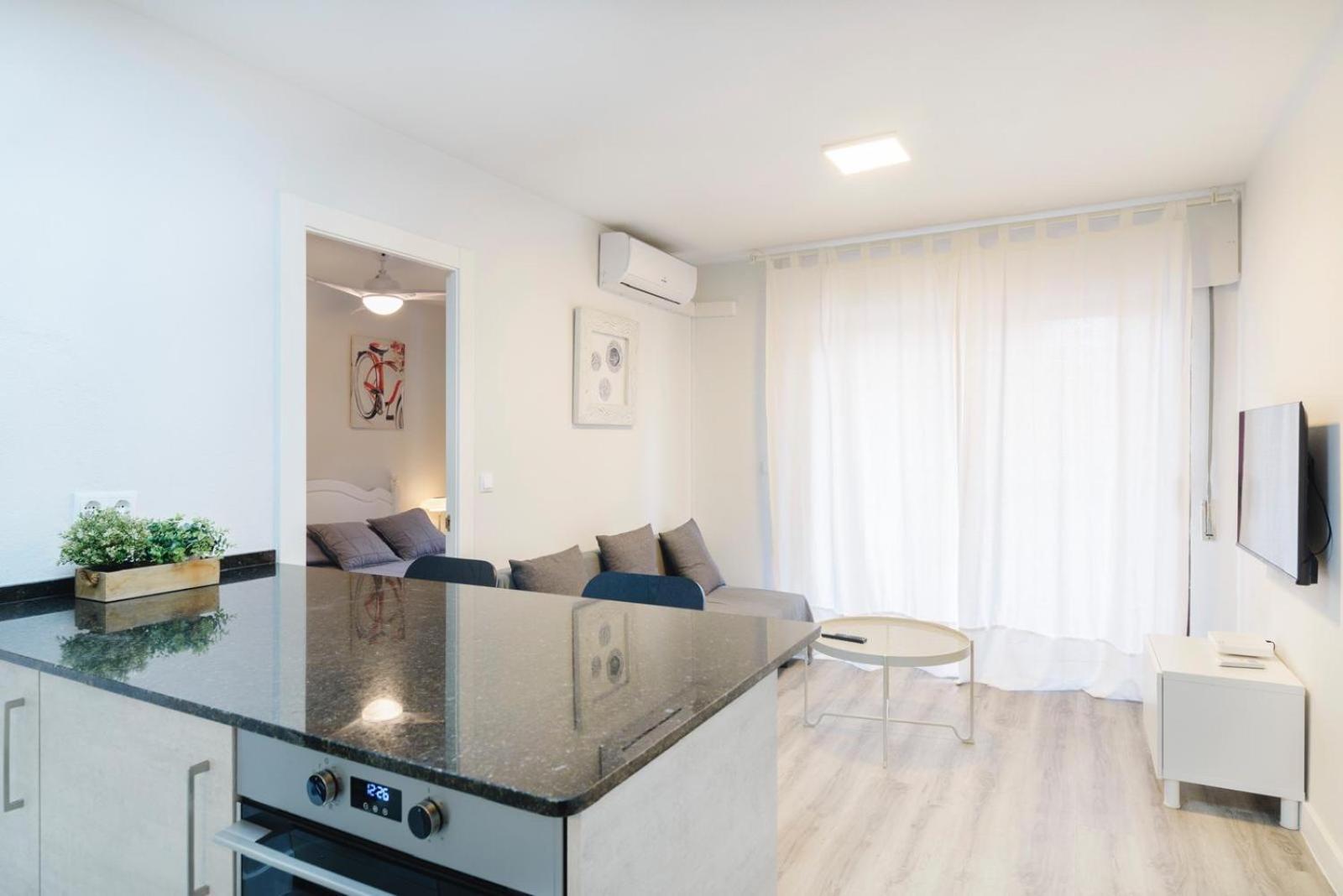 Apartamento Primera Linea De Playa ฟูเอนฮิโรลา ภายนอก รูปภาพ